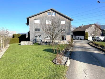 Langen bei Bregenz: Eindrucksvolle und großzügige Liegenschaft! Wunderschönes Wohnhaus! Mietshaus mit 10 Wohnungen!