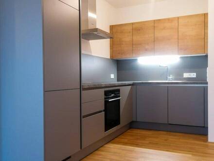 Große 2-Zimmerwohnung mit Tiefgaragenstellplatz in schöner Lage!
