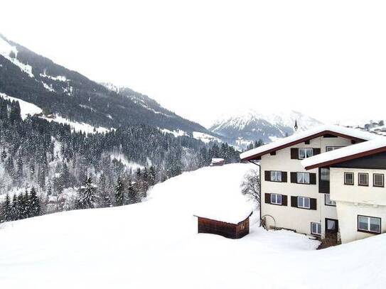 Mehrfamilienhaus mit 4 Einheiten im Herzen des Kleinwalsertal!