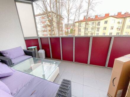 3 Zimmer Wohnung mit Loggia und Infrarot Heizung!