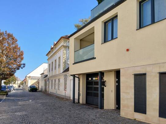 Sicher und bequem parken: Zentral gelegener Garagenstellplatz