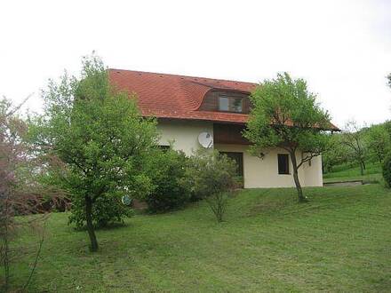 Einfamilienhaus in grüner Ruhelage -keine Vermittlungsprovision-