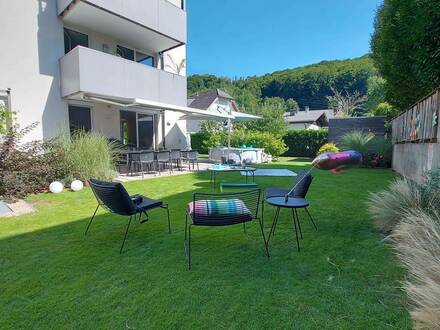 4-Zimmer-Wohnung mit außergewöhnlichem Garten