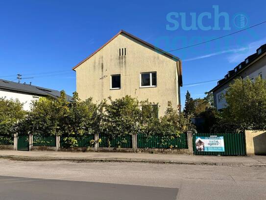 Sanierungsbedürftiges Zweifamilienhaus Nähe Wasserwald