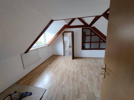 60m² Dachgeschosswohnung in zentraler Lage in Hitzendorf
