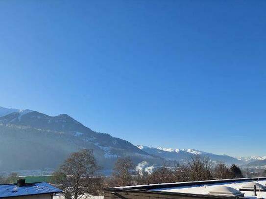 4-Zimmerwohnung mit großer Terrasse in sonniger Südwest-Lage im Zentrum von Jenbach