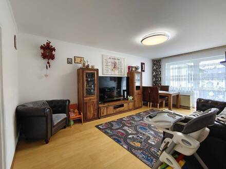 Moderne 3 Zimmer Wohnung mit Balkon - provisionsfrei für die Käufer!