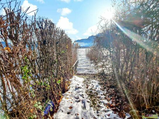 Update! - Zentral in Mondsee. - Privater See- und Bade-Zugang inklusive! - Viele Highlights nahe Salzburg.