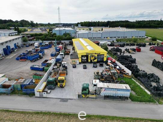 Lager / Produktionshalle mit guter Verkehrsanbindung in Sipbachzell zu verkaufen.