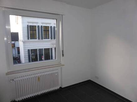 Sanierte 3-ZimmerAltbauwohnung mit Balkon
