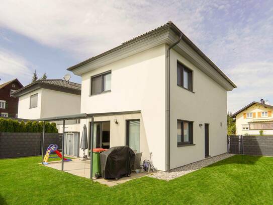 Modernes, familienfreundliches Einfamilienhaus in Lustenau!