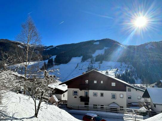 Mehrfamilienhaus mit Potenzial und herrlichem Parnoramablick auf die Kaiserburg im Zentrum von Bad Kleinkirchheim