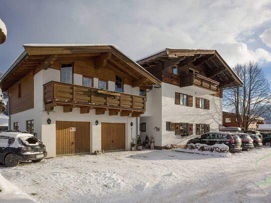 Apartmenthaus mit vielfältigen Möglichkeiten in Oberndorf/Tirol - Perfekt für Investoren!