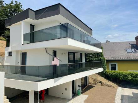 EXKLUSIVE ARCHITEKTEN VILLA IN BREITENFURT BEI WIEN