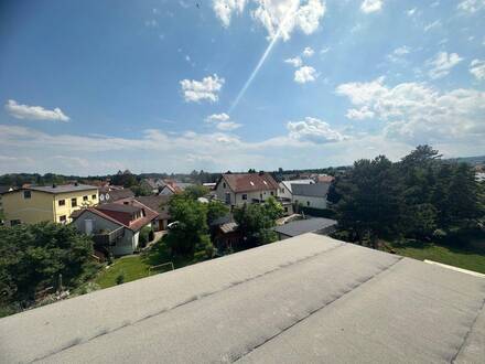 UNBEFRISTET - TOP Dachgeschoß-Wohnung mit 2 Terrassen und atemberaubendem Fernblick