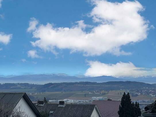 Renovierte 6 Zimmer Wohnung mit Weitblick, nur 10 Minuten von Linz entfernt!