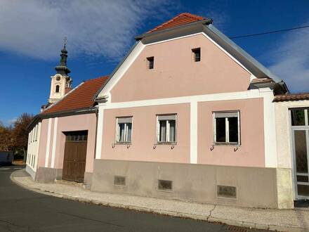 Ein charmantes historisches Haus, sanft saniert mit moderner Technik, zentral in der Pinkafelder Altstadt