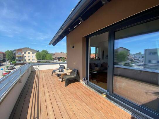 Provisionsfreie 4-Zimmer-Dachgeschosswohnung in zentraler Lage in Oberndorf bei Salzburg (Bitte keine Anfragen durch Ma…