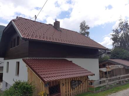 Ein- oder Zweifamilienhaus im Herzen St. Oswalder Skigebiet, von PRIVAT!