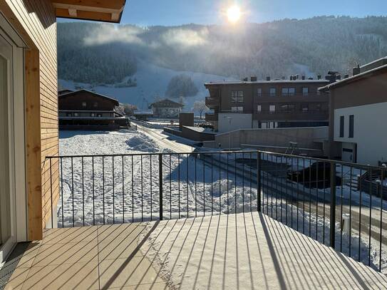 Einzigartige 3,5 Zimmer Neubauwohnung mit exklusiver Ausstattung und großer Terrasse in traumhaft ruhiger Lage in Niede…