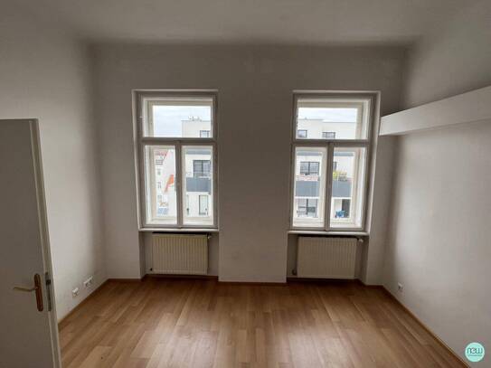 2er-WG möglich / HELLE 85 m² Altbaumiete / 2 Zimmer plus kleines Kabinett / ( Top 50-52 )