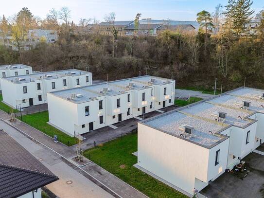 *AUGARTEN* Reihenhaus mit 4- Zimmer Terrasse und Garten