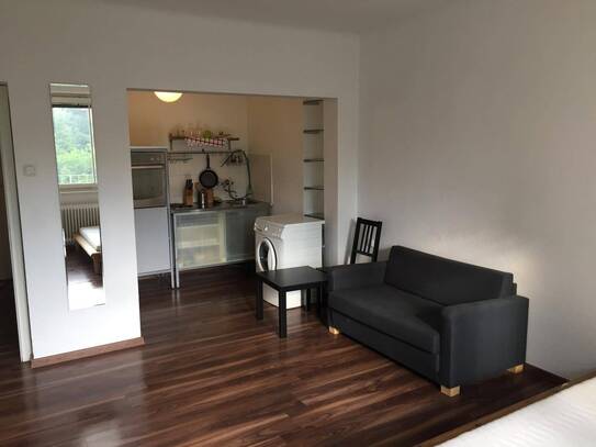 Studentenwohnung 32,49 m² + 5,15 m² Loggia, Ruhige Lage