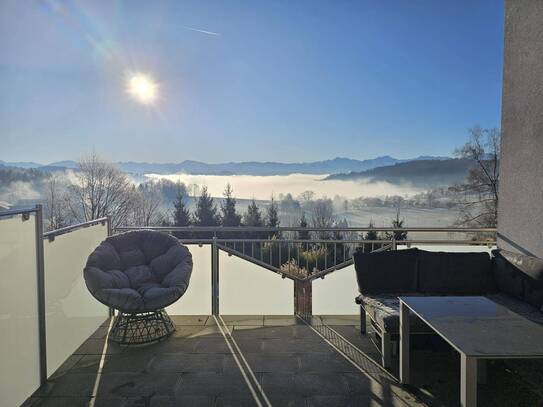 1,5-Raum-EG-Wohnung mit Bergpanoramablick, Terrasse und Balkon in Sackgasse