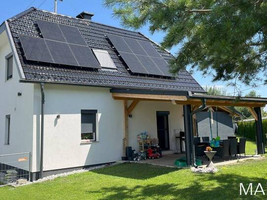 Modernisiertes Haus in idyllischer Kärntner Lage - 110m² Wohnfläche, Kamin, 2 überdachte Parkplätze für 342.000,00 €!