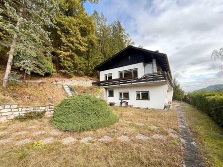 SANIERUNGSBEDÜRFTIGES EINFAMILIENHAUS MIT SCHÖNER AUSSICHT