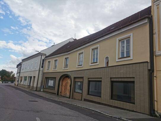 Wohn- und Geschäftshaus im Zentrum der Bezirkshauptstadt Neunkirchen zu verkaufen