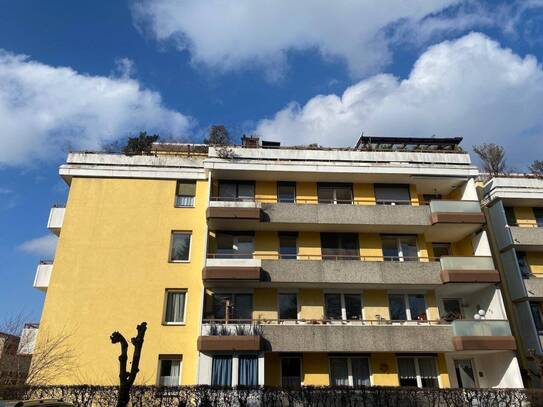 ITZLING/RAUCHENBICHL: Familienfreundliche 4-Zimmer-Wohnung mit großer Loggia und Grünblick