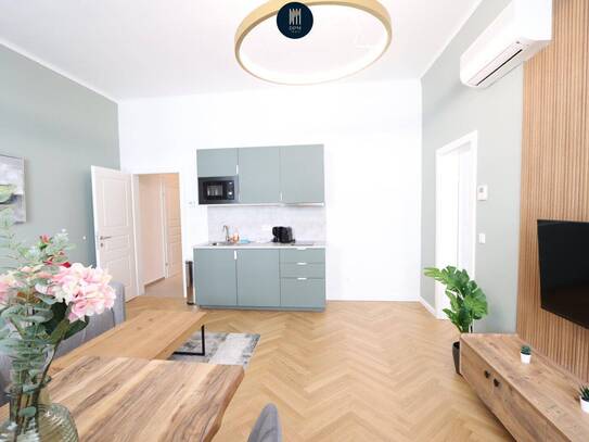 Top Sanierte 2-Zimmer-Altbau-Wohnung mit Klimaanlage !!