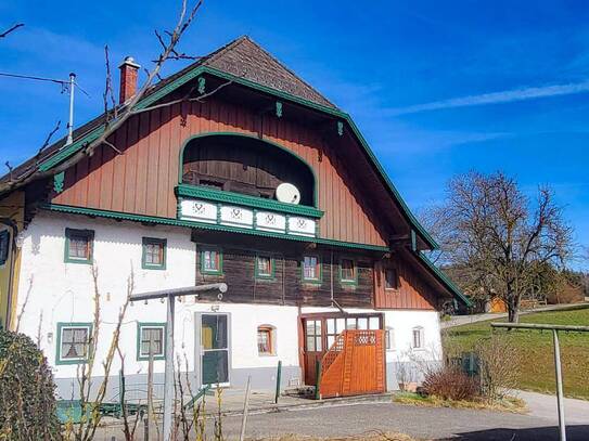 AUS ALT MACH NEU! Historisches Bauernhaus Nähe Mattsee