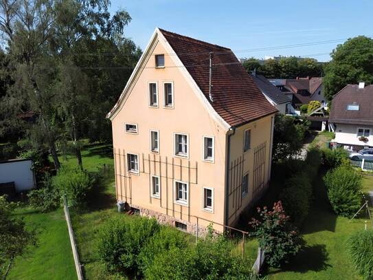 SCHNÄPPCHENPREIS! Entzückende SV geprüfte Villa aus 1952 1A Lage Brucknerstraße in Vöcklabruck möchte aus dem Dornrösch…