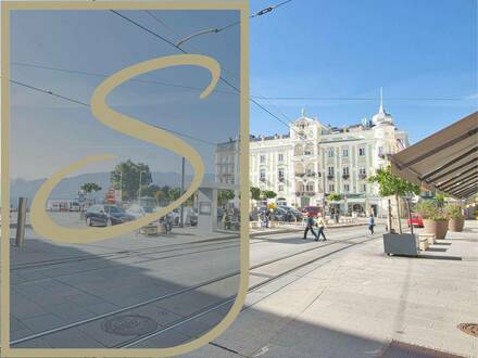 Großzügiger Schauraum am Stadtplatz Gmunden