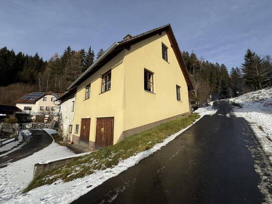 Günstige Gelegenheit: Uriges Bauernhaus in erhöhter Grün-Ruhelage