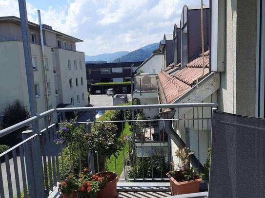 Gutes Wohnung mit Carport, gute Lage, guter Preis. Lustenau - Hasenfeld.