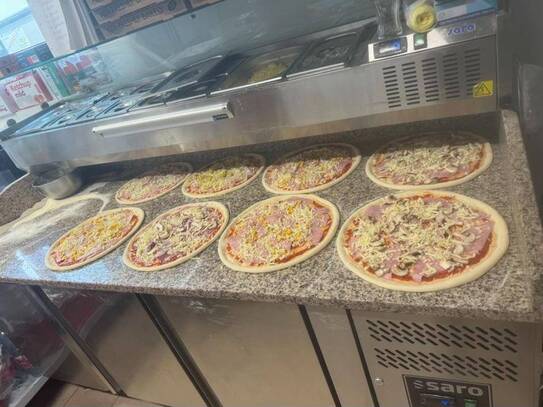 Gut gehende Pizzeria ab Oktober zum übernehmen