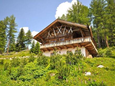 EINE ETAGE IN EXCLUSIVER BERGHÜTTE IM STUBAITAL / FREIZEITNUTZUNG