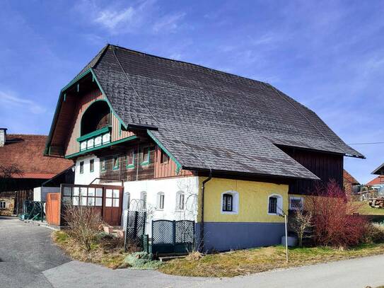 AUS ALT MACH NEU! Historisches Bauernhaus Nähe Mattsee