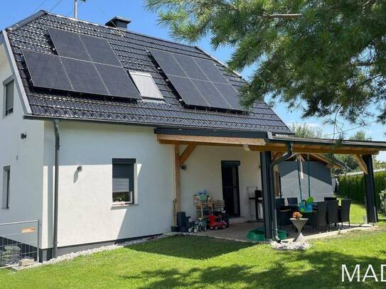 Modernisiertes Haus in idyllischer Kärntner Lage - 110m² Wohnfläche, Kamin, 2 überdachte Parkplätze für 342.000,00 €!