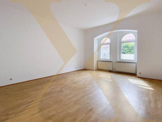 Gemütliche 2-Zimmer-Altbauwohnung mit ca. 16m² großen Balkon nahe der Linzer Promenade zu vermieten!