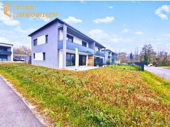 NEUES JAHR, NEUE HAUS - NEUWERTIGE Doppelhaushälfte mit PV-Anlage, Carpot uvm!