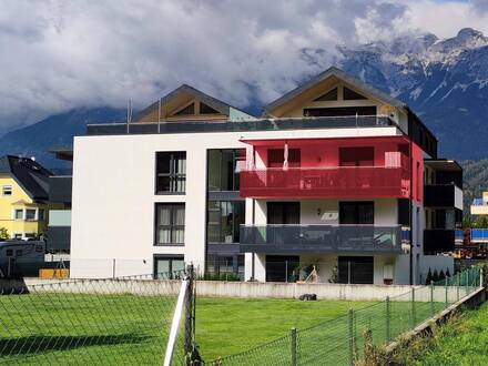 3-Zimmer-Wohnung mit wunderbarem Ausblick, großem Balkon und 2 Tiefgaragenplätzen provisionsfrei in Wattens