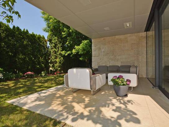 Villa der Extraklasse: Top-Ausstattung, uA Pool, Lift, XL-Garage u.v.m.