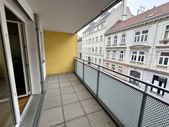 3-Zimmer Neubauwohnung mit großer Loggia | mit Tiefgaragen-Stellplatz | Baujahr 2012 | vermietet bis Nov. 2027