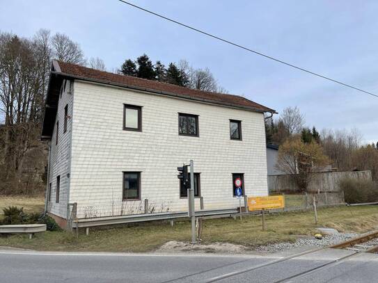 Zinshaus mit 5 Wohnungen in Vöcklamarkt