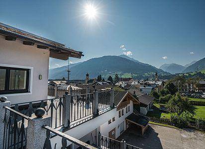 Luxuriöse Penthouse-Wohnung mit Panoramablick im Stadthaus Mittersill