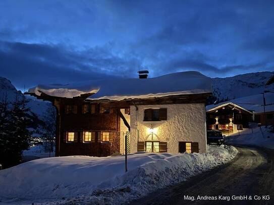 1833 - SkiArlberg: Einzigartiges Ferienhaus in idyllischer Toplage